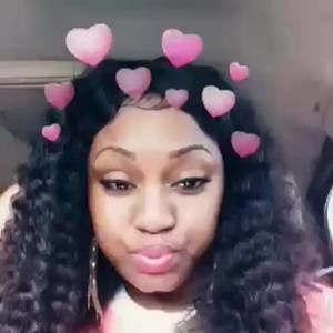 Meet your Posher, Yolanda